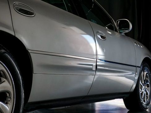 Used 2004 Buick Park Avenue Ultra FWD image 62