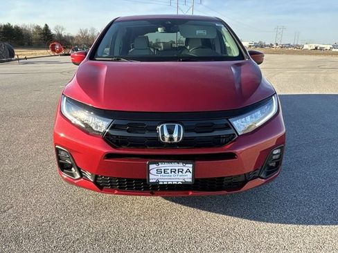 New 2026 Honda Odyssey Touring image 11