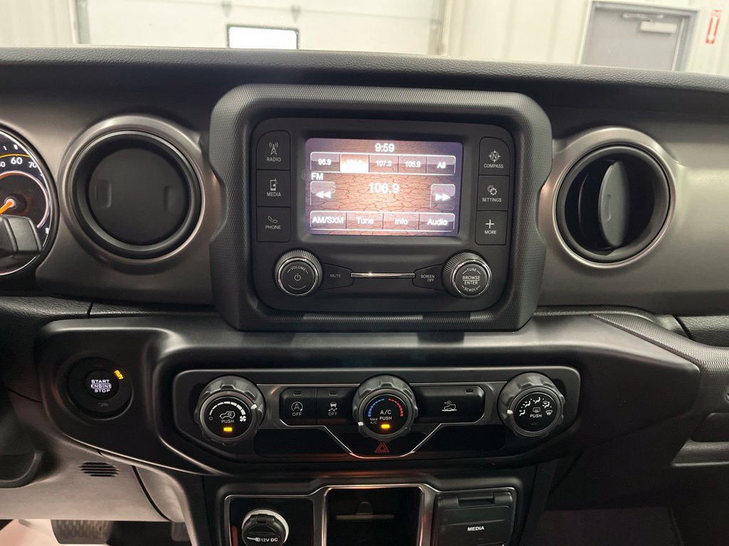 Used 2021 Jeep Gladiator Sport AWD/4WD image 23