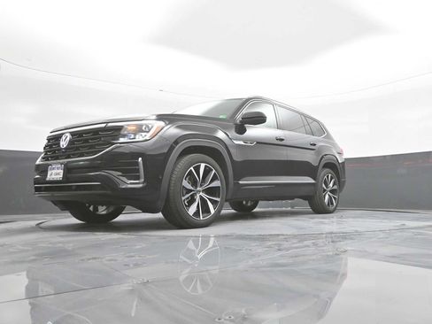 Used 2026 Volkswagen Atlas SEL Premium R-Line AWD/4WD image 48