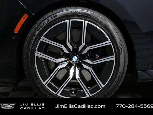 Used 2023 BMW 760i xDrive AWD/4WD image 37