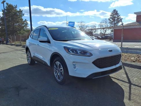 Used 2022 Ford Escape SEL image 3