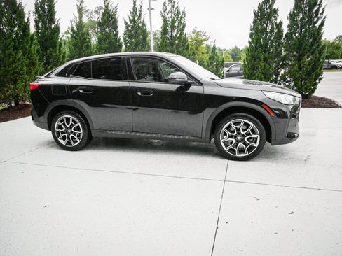 Used 2026 BMW X2 xDrive28i AWD/4WD image 11