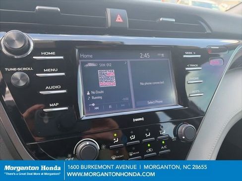 Used 2020 Toyota Camry LE FWD image 19