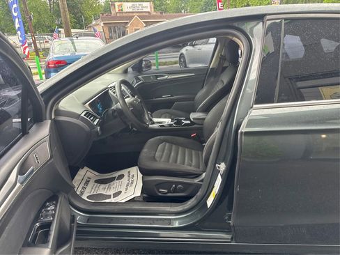 Used 2013 Ford Fusion Titanium image 9