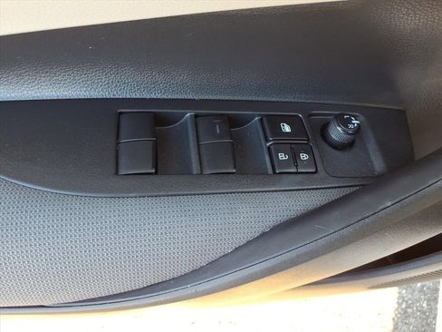 Certified 2024 Toyota Corolla LE image 24