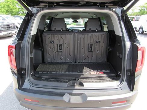 Used 2023 GMC Acadia SLT w/ Elevation Edition AWD/4WD image 32