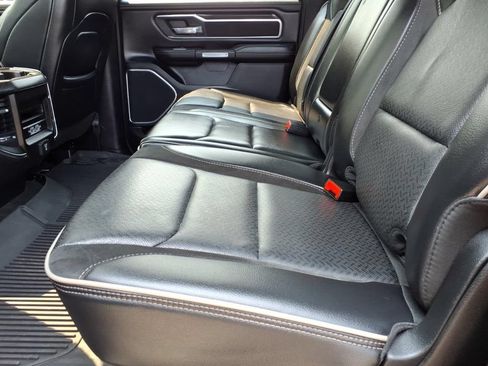 Used 2023 RAM 1500 Laramie AWD/4WD image 15