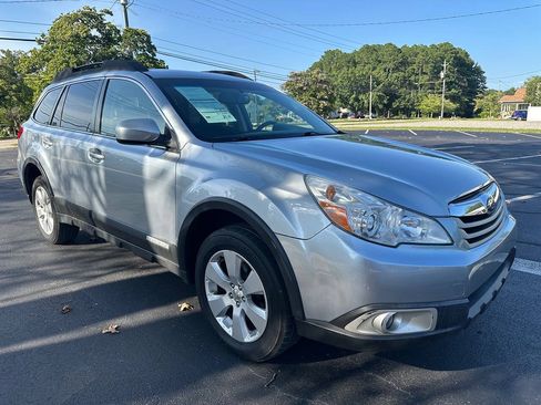 Used 2012 Subaru Outback 2.5i Premium AWD/4WD image 4