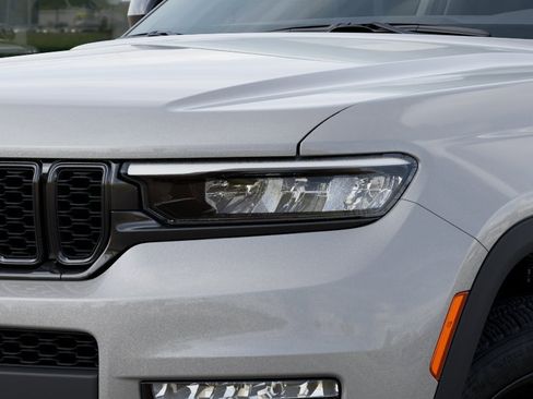 New 2025 Jeep Grand Cherokee L Limited AWD/4WD image 36
