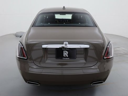 New 2025 Rolls-Royce Ghost image 13