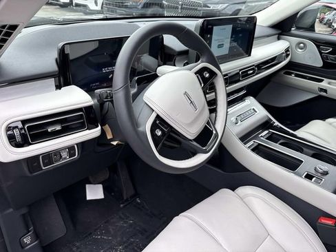 New 2026 Lincoln Aviator Reserve AWD/4WD image 26