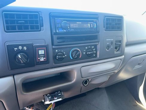 Used 1999 Ford F250 XLT AWD/4WD image 19