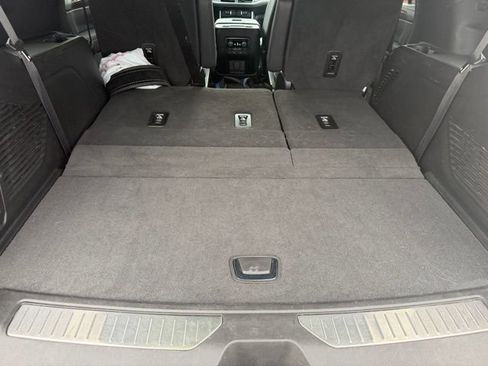 Certified 2024 Chevrolet Tahoe Premier AWD/4WD image 20