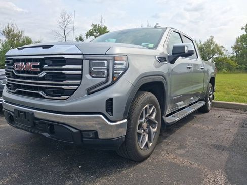 Used 2026 GMC Sierra 1500 SLT w/ SLT Premium Package AWD/4WD image 2
