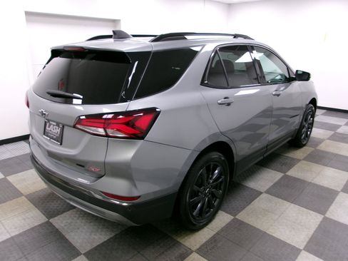 Used 2023 Chevrolet Equinox RS w/ RS Leather Package AWD/4WD image 13