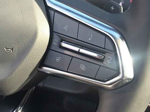 New 2027 Chevrolet Equinox LT w/ Convenience Package II AWD/4WD image 18