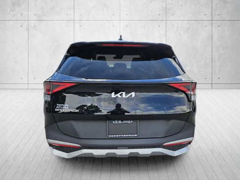 Used 2023 Kia Sportage EX FWD image 6