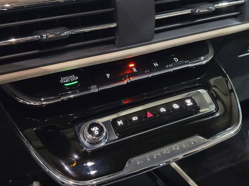 New 2026 Lincoln Corsair Reserve image 26