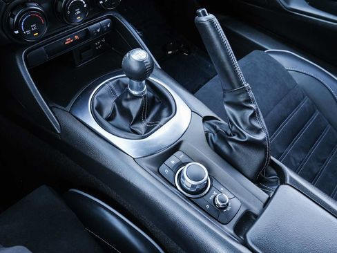 Used 2023 MAZDA MX-5 Miata Club w/ Brembo/BBS Recaro Package RWD image 30