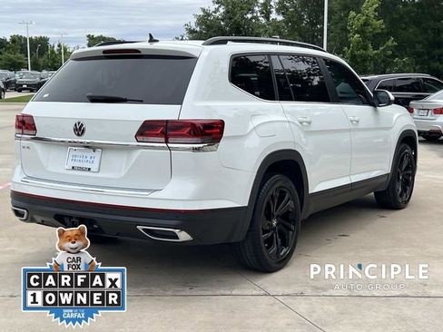 Used 2023 Volkswagen Atlas SE w/ Panoramic Sunroof Package FWD image 11