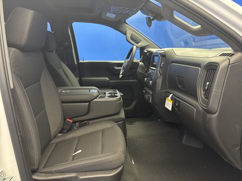 New 2026 Chevrolet Silverado 1500 Custom Trail Boss w/ Dark Appearance Package image 24