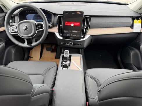 New 2026 Volvo XC90 T8 Plus w/ Protection Package AWD/4WD image 5