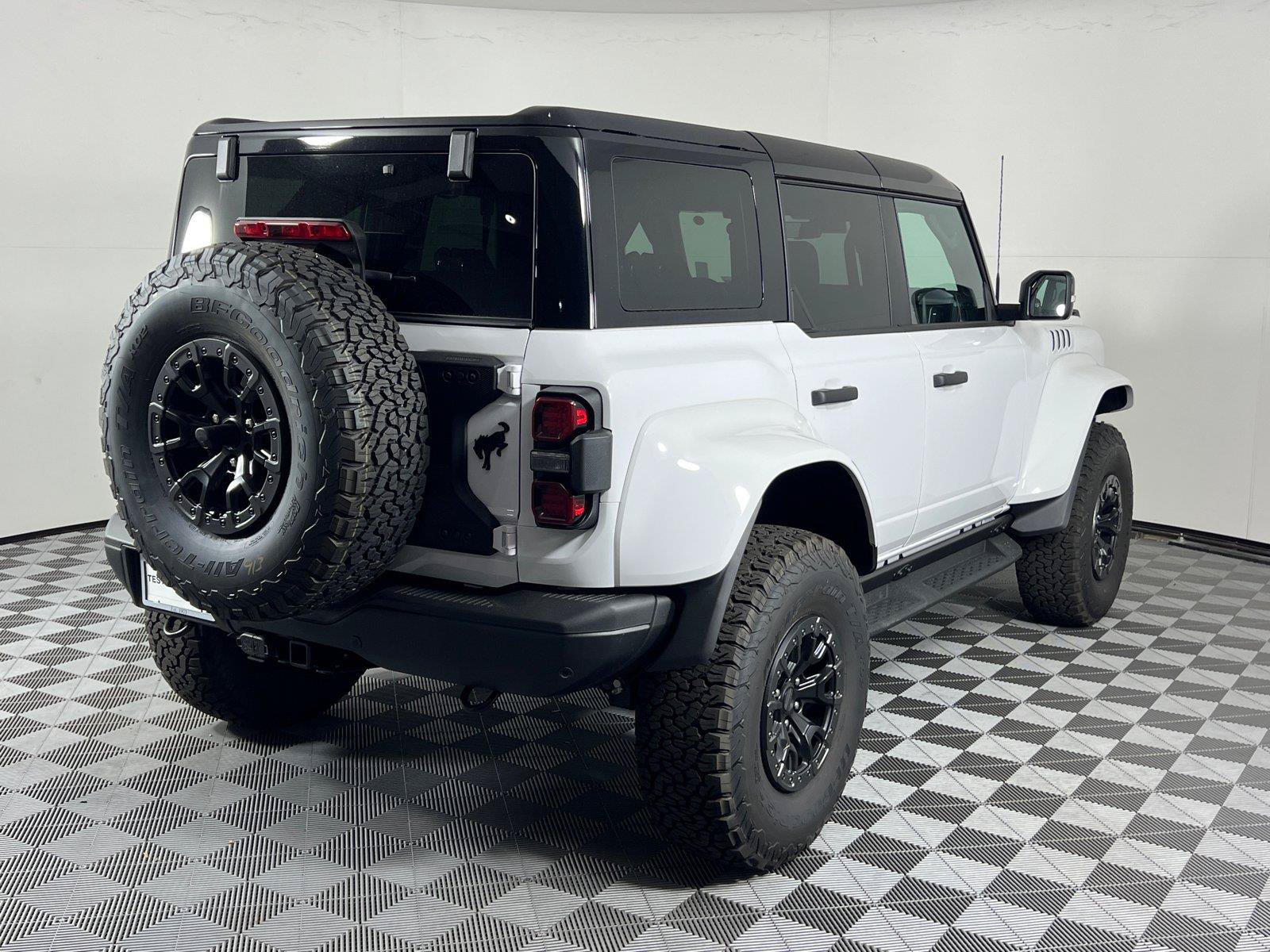 New 2026 Ford Bronco Raptor AWD/4WD image 6