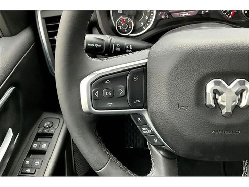 Certified 2025 RAM 1500 Big Horn image 25