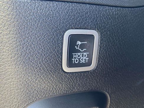 Used 2022 Jeep Wagoneer Series I image 40