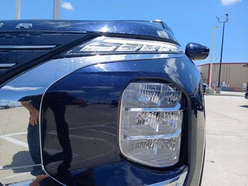 Used 2024 Mitsubishi Outlander SEL FWD image 4