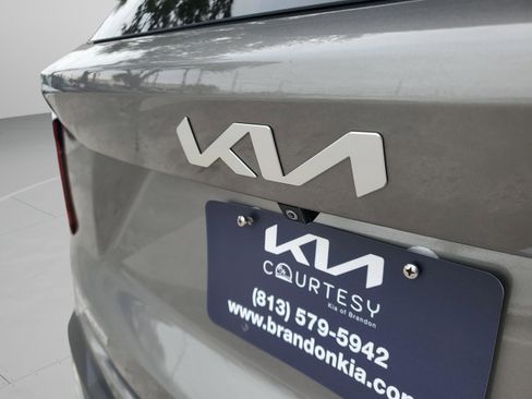 Certified 2025 Kia Sorento EX w/ EX Panoramic Sunroof Package image 31