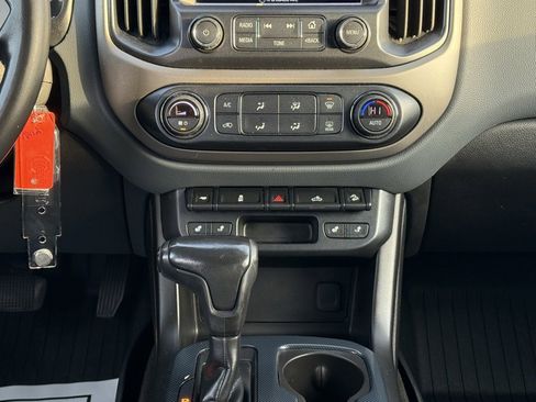 Used 2018 Chevrolet Colorado Z71 image 20