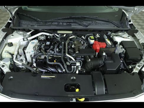 Used 2021 Nissan Sentra SV w/ Trunk Package FWD image 17