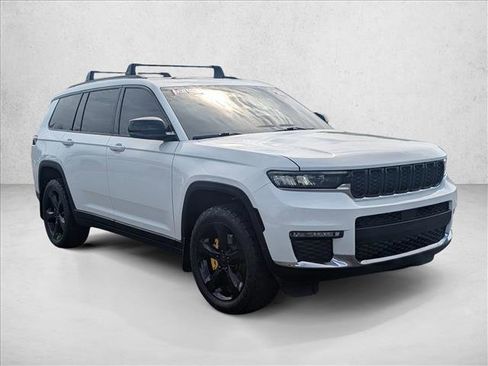 Used 2021 Jeep Grand Cherokee L Limited image 3