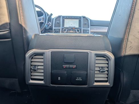 Certified 2020 Ford F250 Platinum w/ FX4 Off-Road Package AWD/4WD image 15