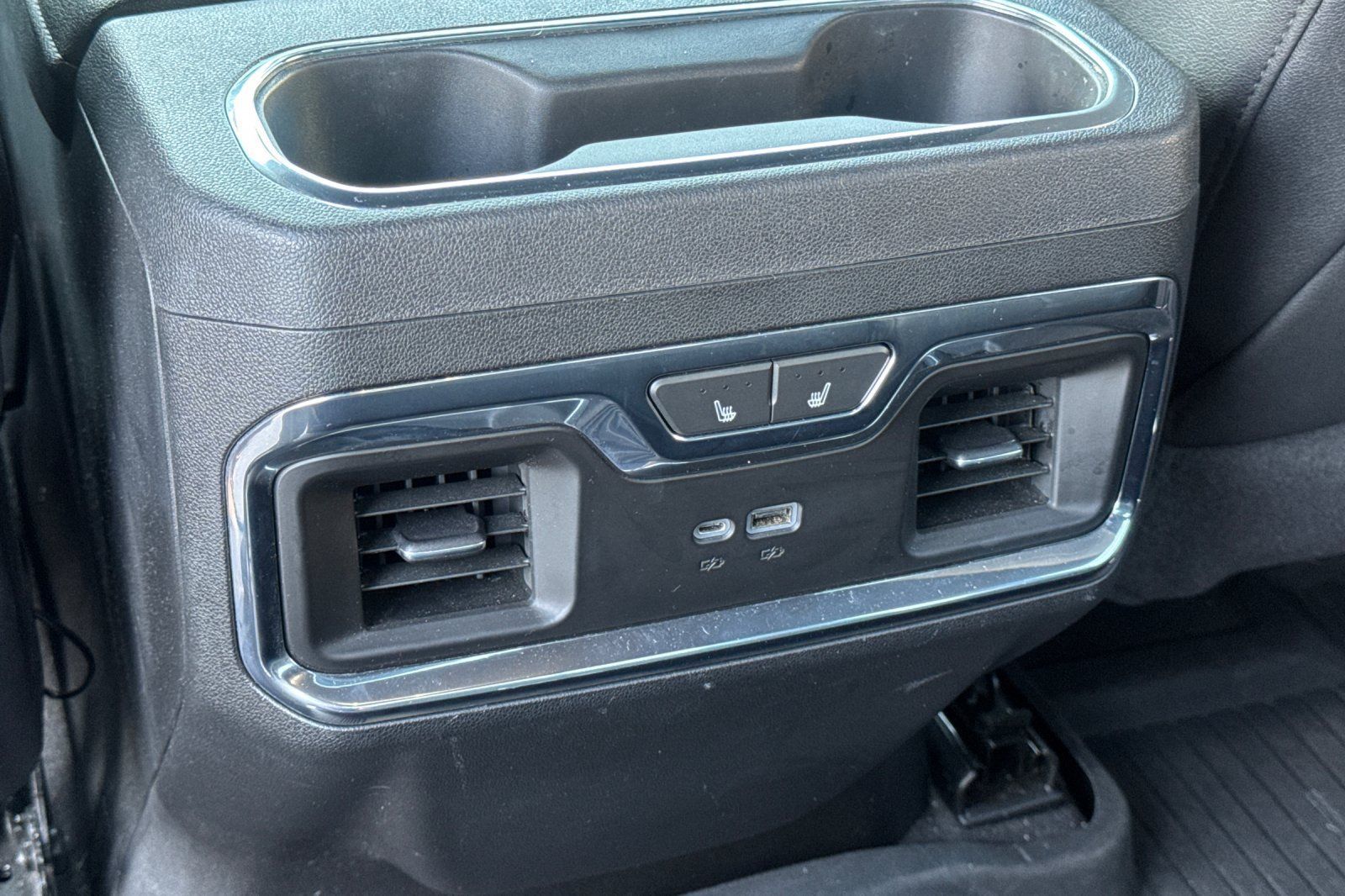 Used 2022 Chevrolet Silverado 1500 LTZ AWD/4WD image 40
