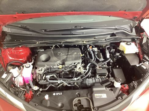 Used 2021 Toyota Sienna XSE FWD image 28