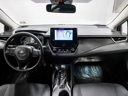 Certified 2025 Toyota Corolla LE FWD image 12