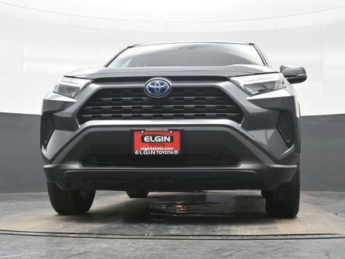 Used 2022 Toyota RAV4 XLE w/ Convenience Package image 29
