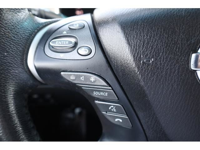 Used 2015 Nissan Pathfinder SL w/ Trailer Tow Package FWD image 14