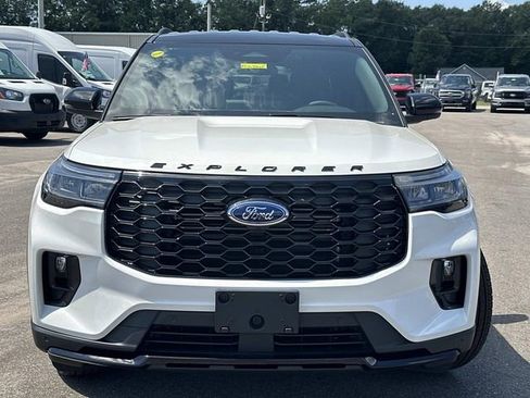 New 2025 Ford Explorer ST-Line image 2