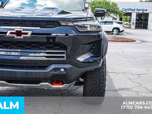 Used 2023 Chevrolet Colorado ZR2 w/ ZR2 Convenience Package III AWD/4WD image 17
