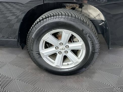 Used 2010 Toyota Highlander 2WD w/ Cold Weather Pkg image 34