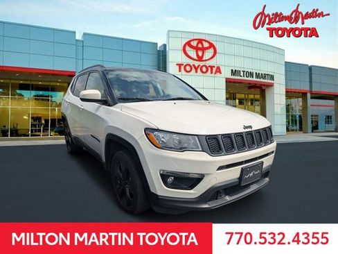 Used 2021 Jeep Compass Latitude w/ Sun and Sound Group AWD/4WD image 1