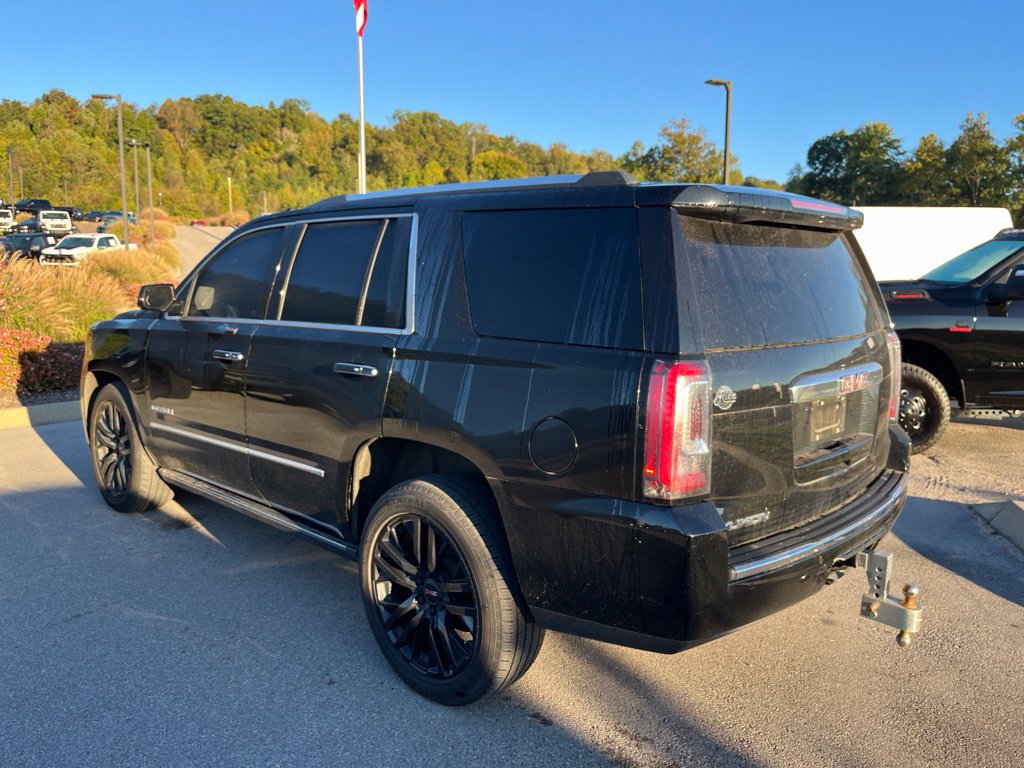 Used 2020 GMC Yukon Denali w/ Denali Ultimate Package AWD/4WD image 3