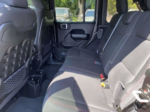 Used 2020 Jeep Wrangler Unlimited Rubicon AWD/4WD image 10