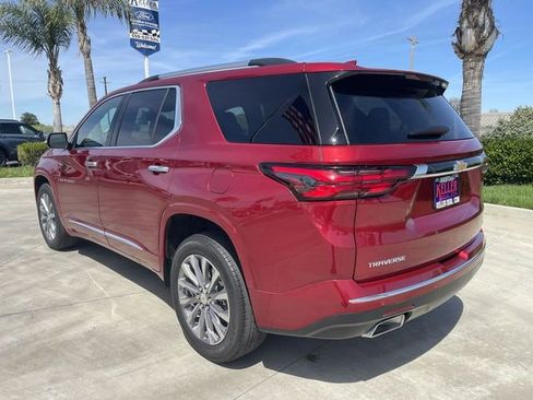Used 2023 Chevrolet Traverse Premier image 6