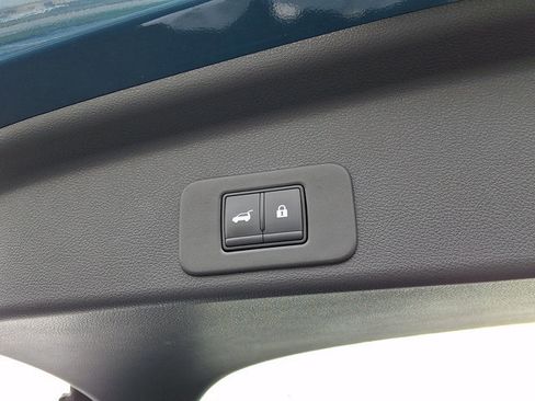Certified 2025 Nissan Murano SL AWD/4WD image 29