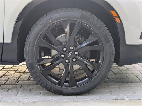 Used 2022 Chevrolet Blazer RS image 11